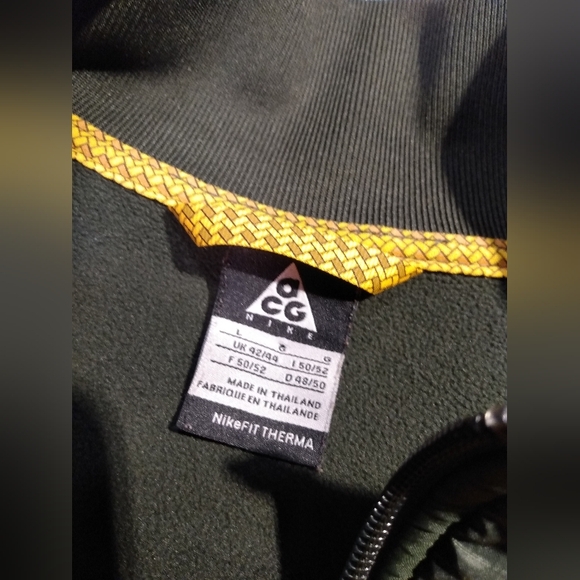 NIKE ACG Fit Therma Hybrid Nylon Polyester Forest Green Yellow tech gorp Jacket - Picture 6 of 16